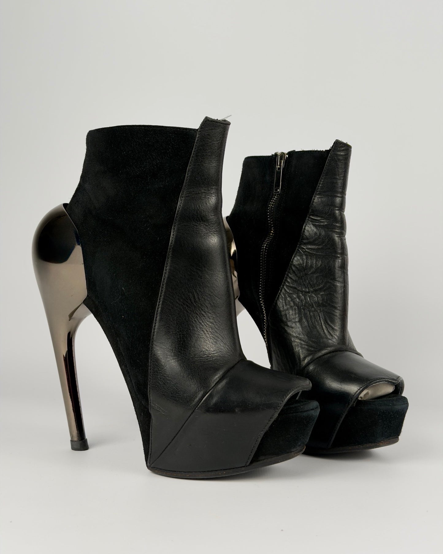 Gareth Pugh S/S 2013 Heel Boots — 37/38