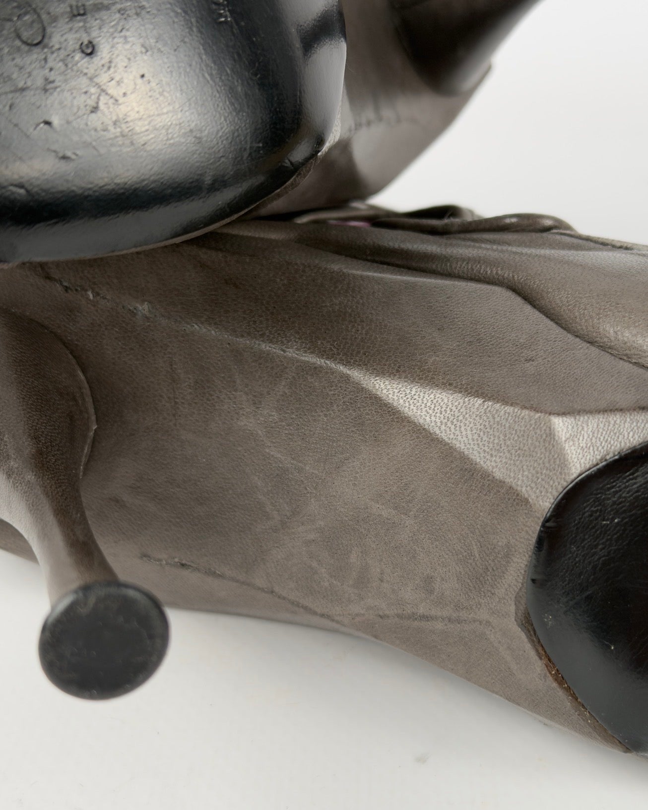 Celine FW 2008 Runway Low Boot Leather Heels — 36