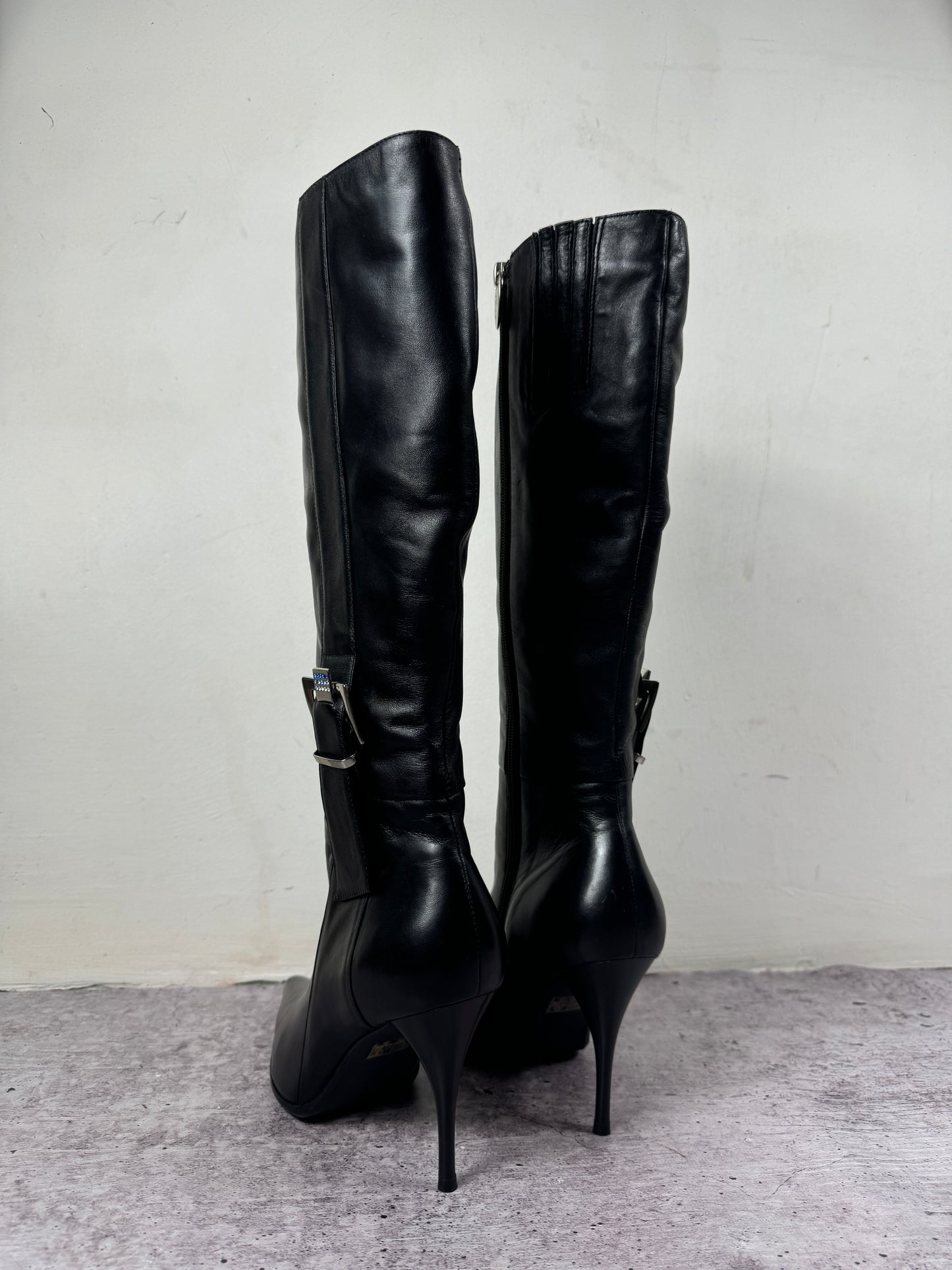 Vintage Black Classic Leather Boots 40/40.5