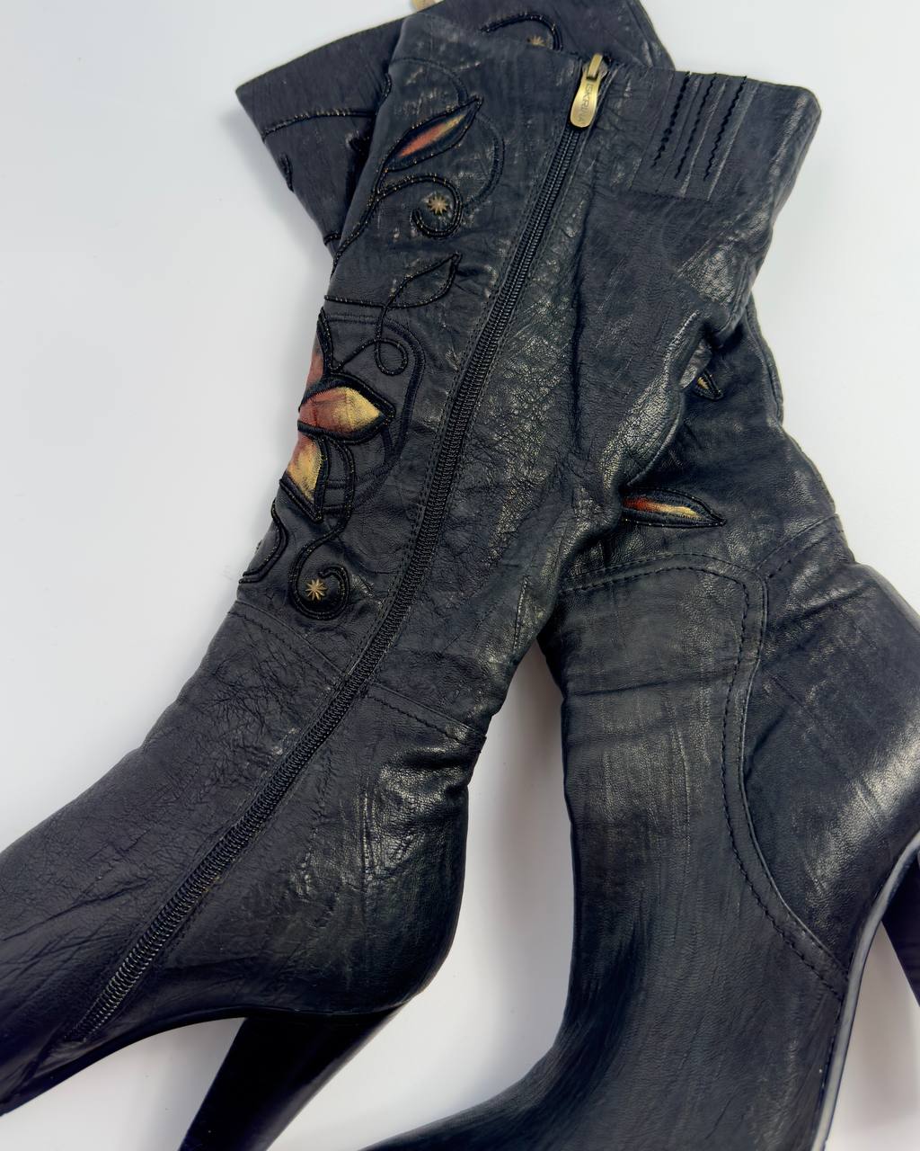 Vintage Leather Boots — 39/40