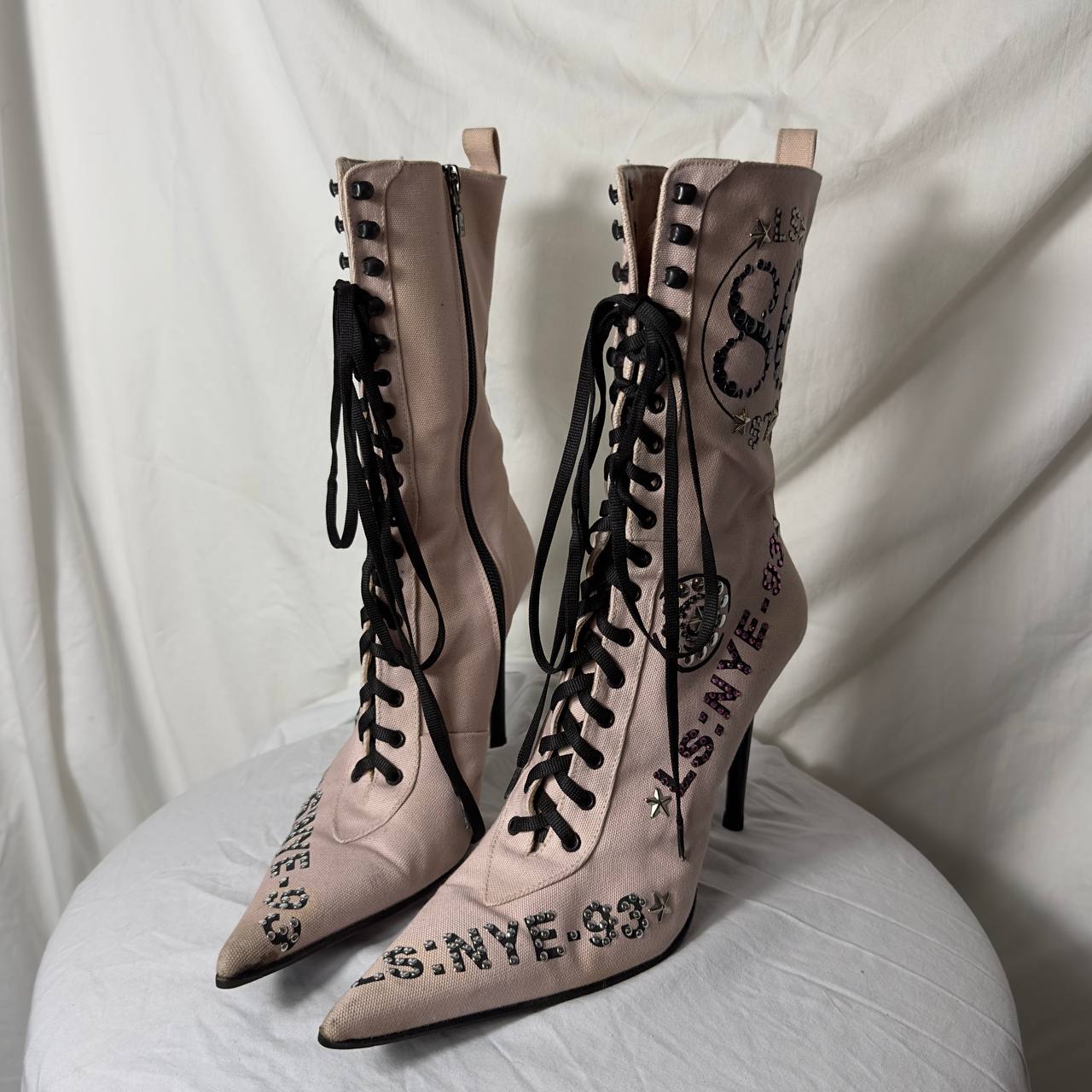 Le Silla Vintage Lace Up Sporty Heels