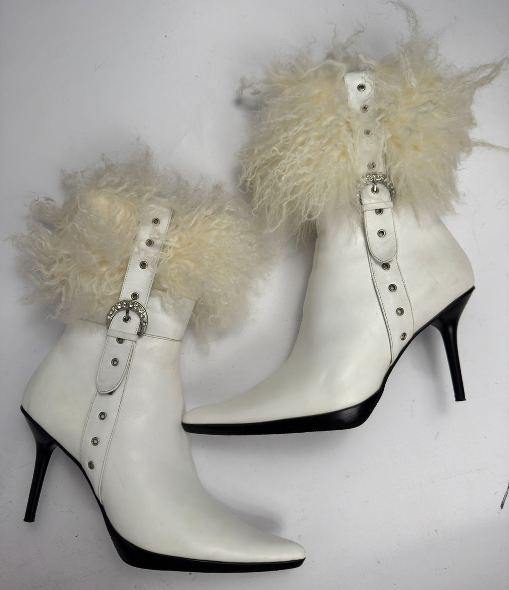 Vintage Fur Winter Boots — 40