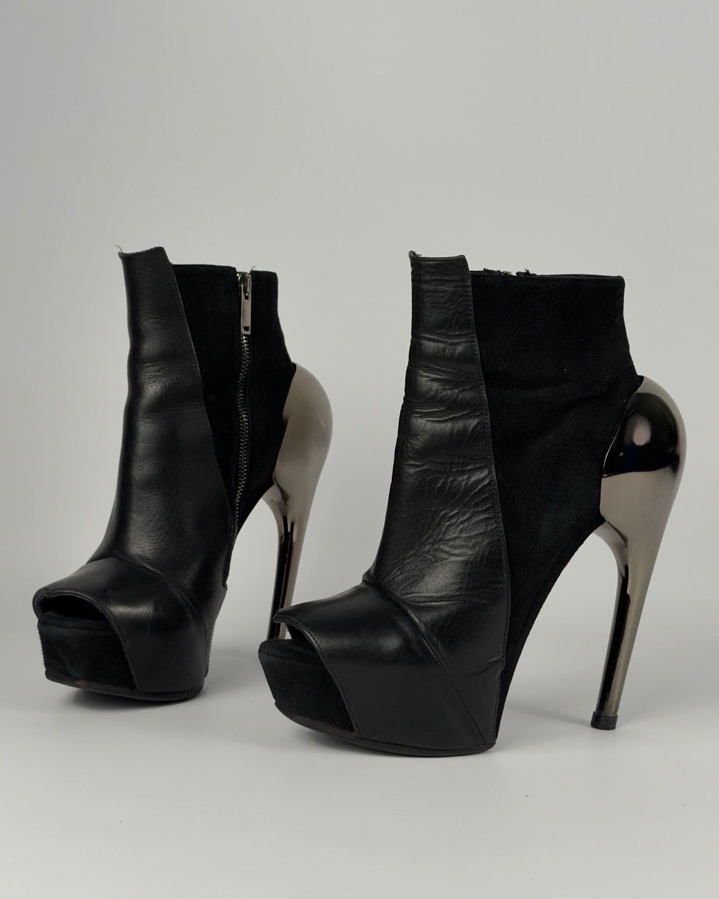 Gareth Pugh S/S 2013 Heel Boots — 37/38