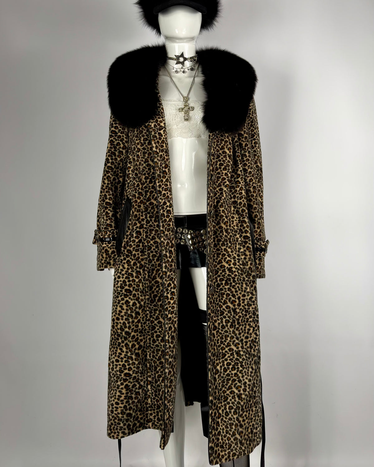 Vintage Faux Fur Coat with Fur Collar — S/M