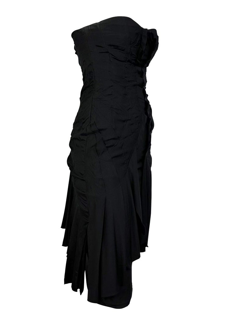 Gucci by Tom Ford S/S 2004 Fan Pleated Silk Black Runway Dress