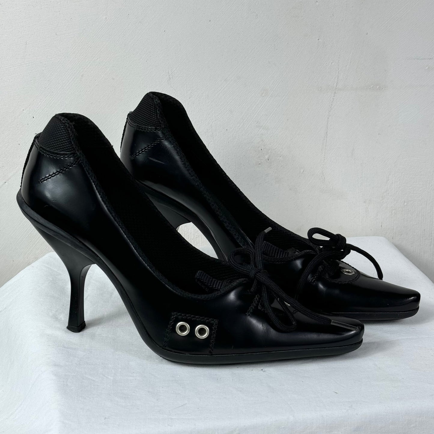 Miu Miu 1999 kitten heels 36