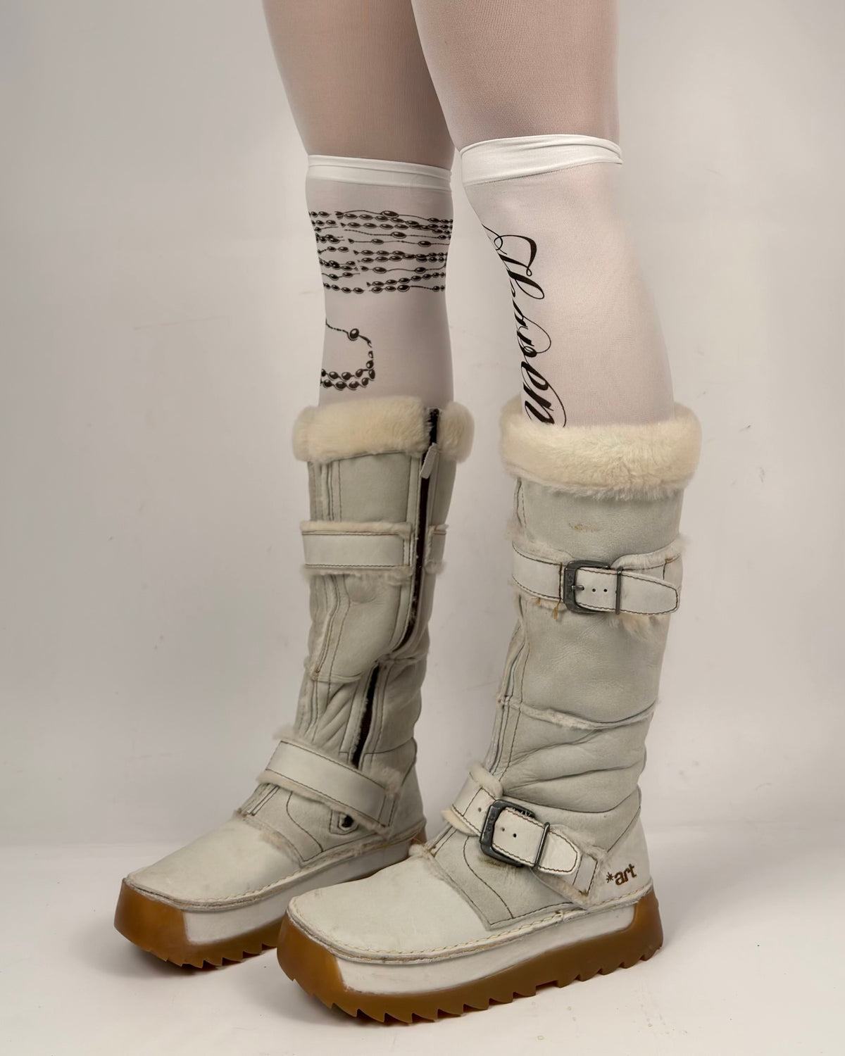 The Art Company Vintage Buckle Winter Alaska Boots — 37