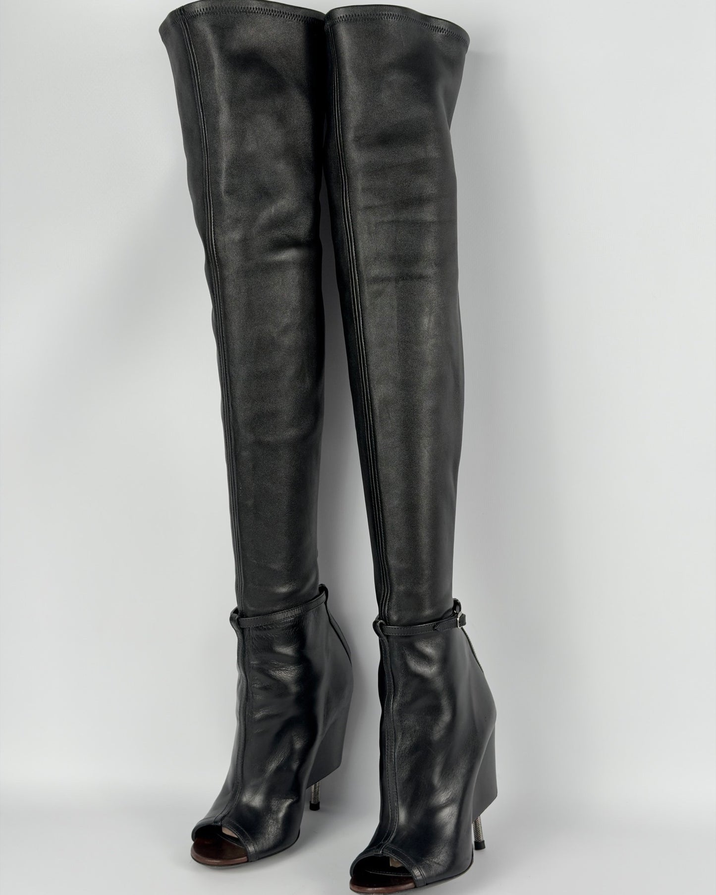 Givenchy S/S 2015 Narlia Runway Leather Boots — 37/37.5