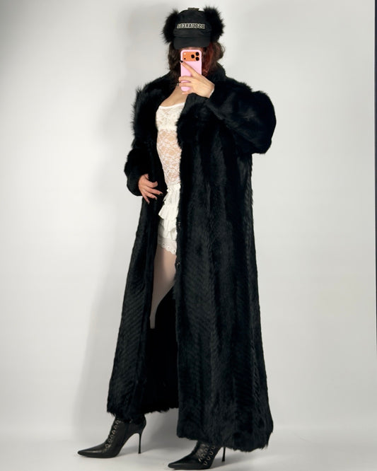 Vintage Long Black Fur Coat — M/XL