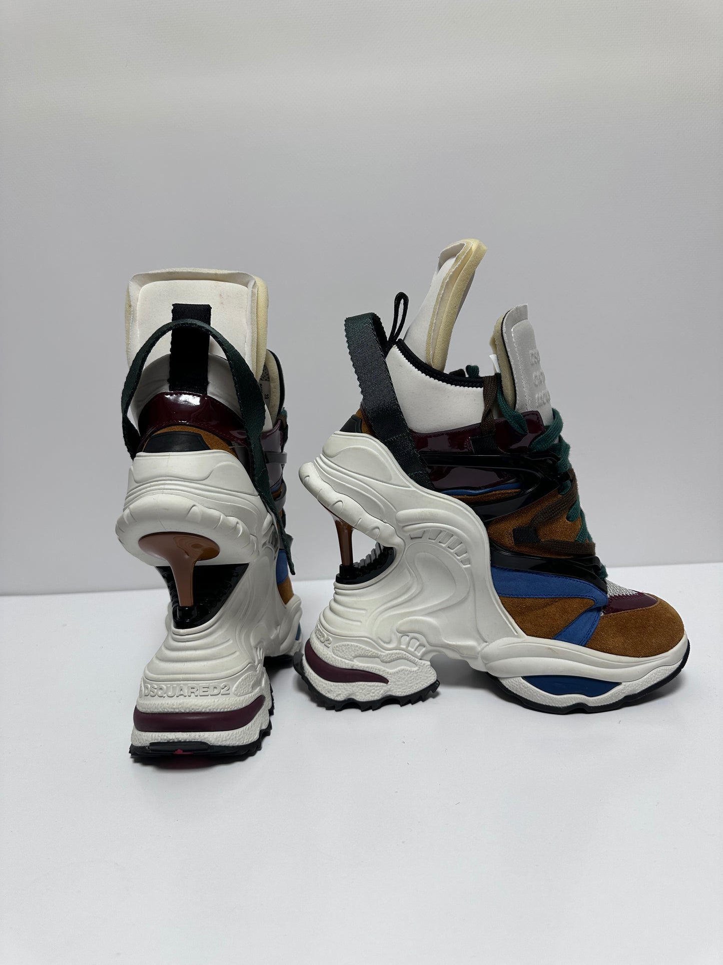 Dsquared2 S/S 2019 The Giant Sneaker Heels — 39