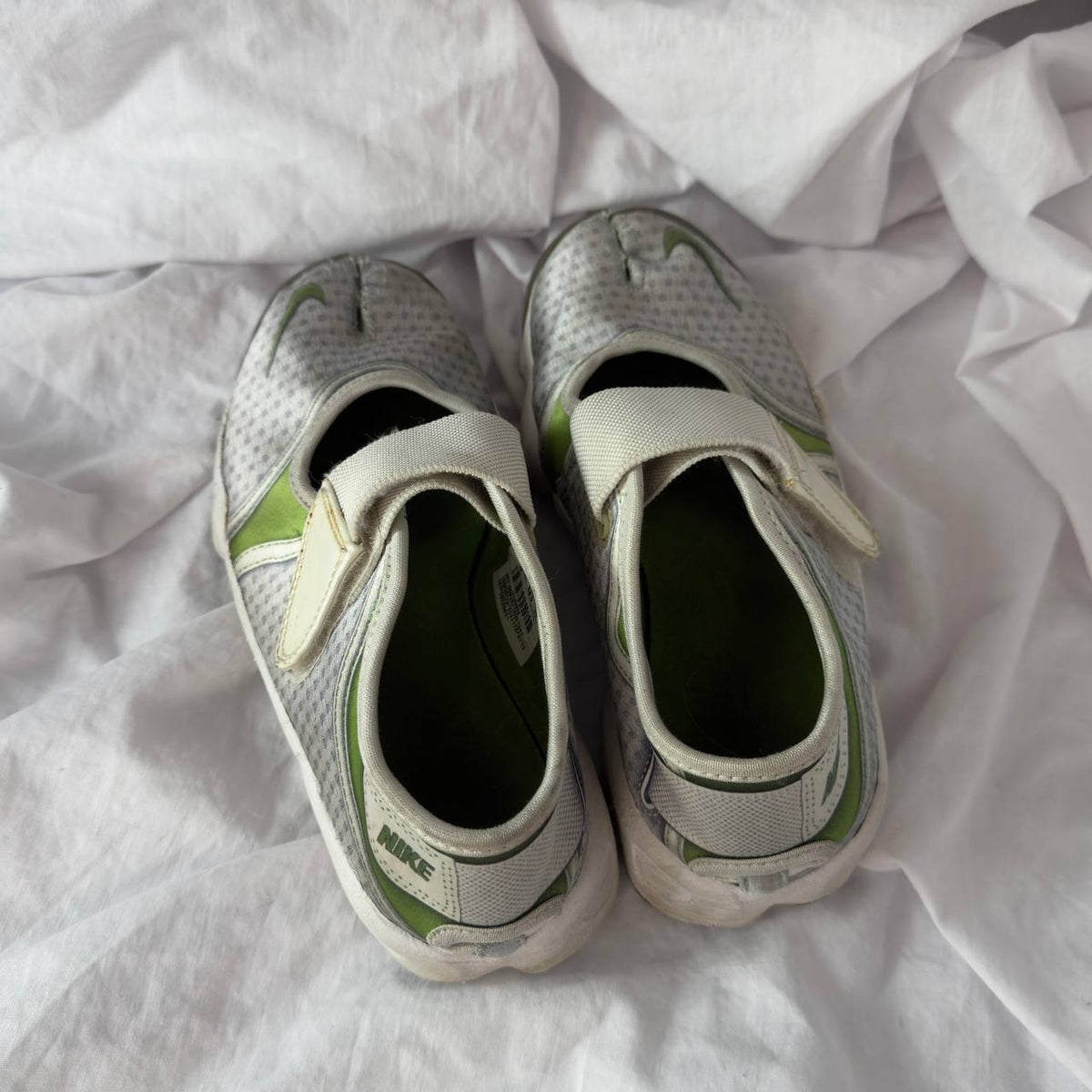 Nike Rift Tabi Vintage Silver Ballet Flats — 36/36.5