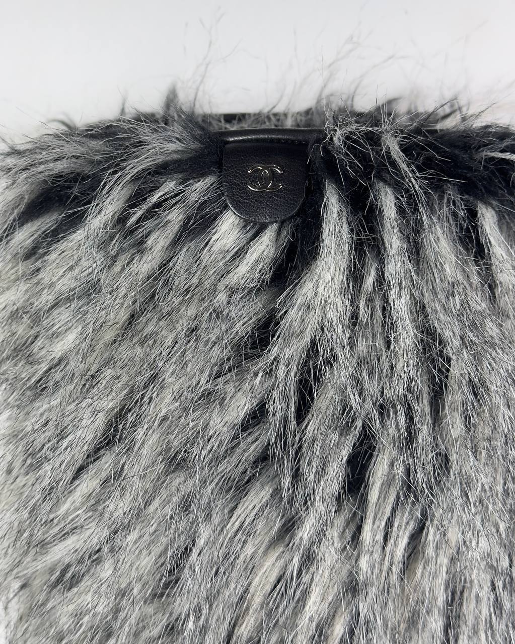Chanel Fall 2010 Runway Faux Fur Fantasy Yeti Boots Icicle Heels 38С