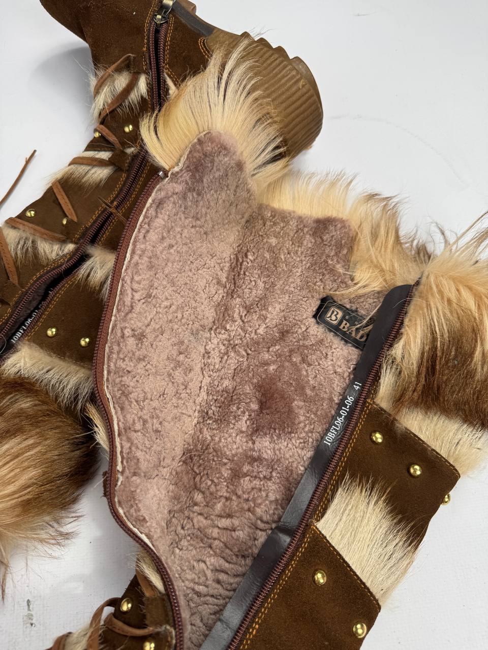 Vintage Fur Winter Boots — 40/41