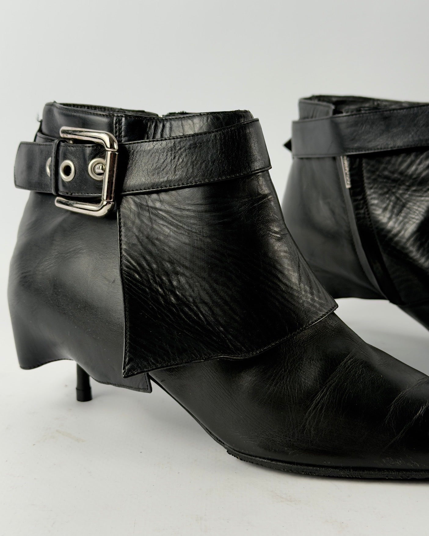 Dolce & Gabbana 2003 Buckle Boots — 37