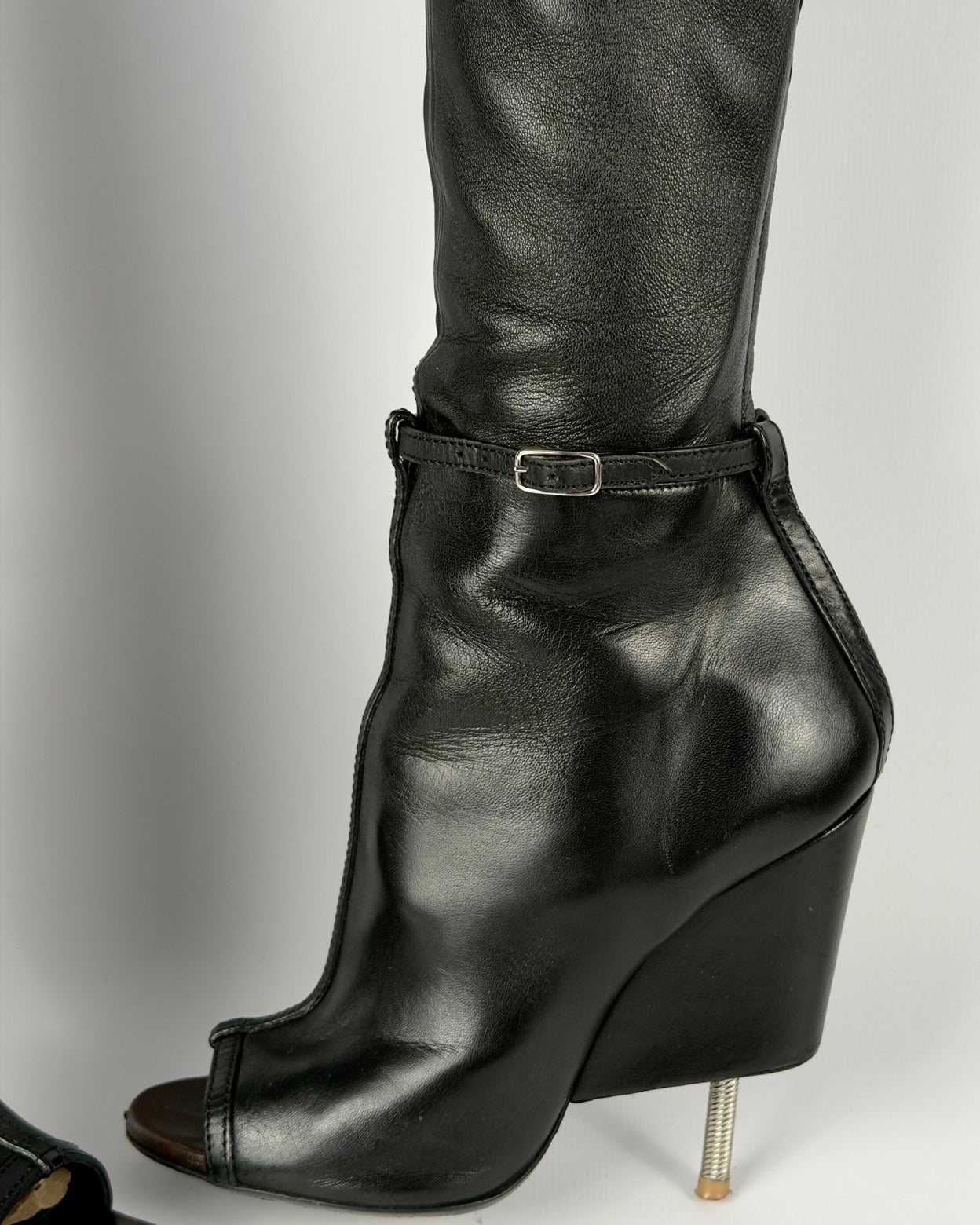 Givenchy S/S 2015 Narlia Runway Leather Boots — 36/37