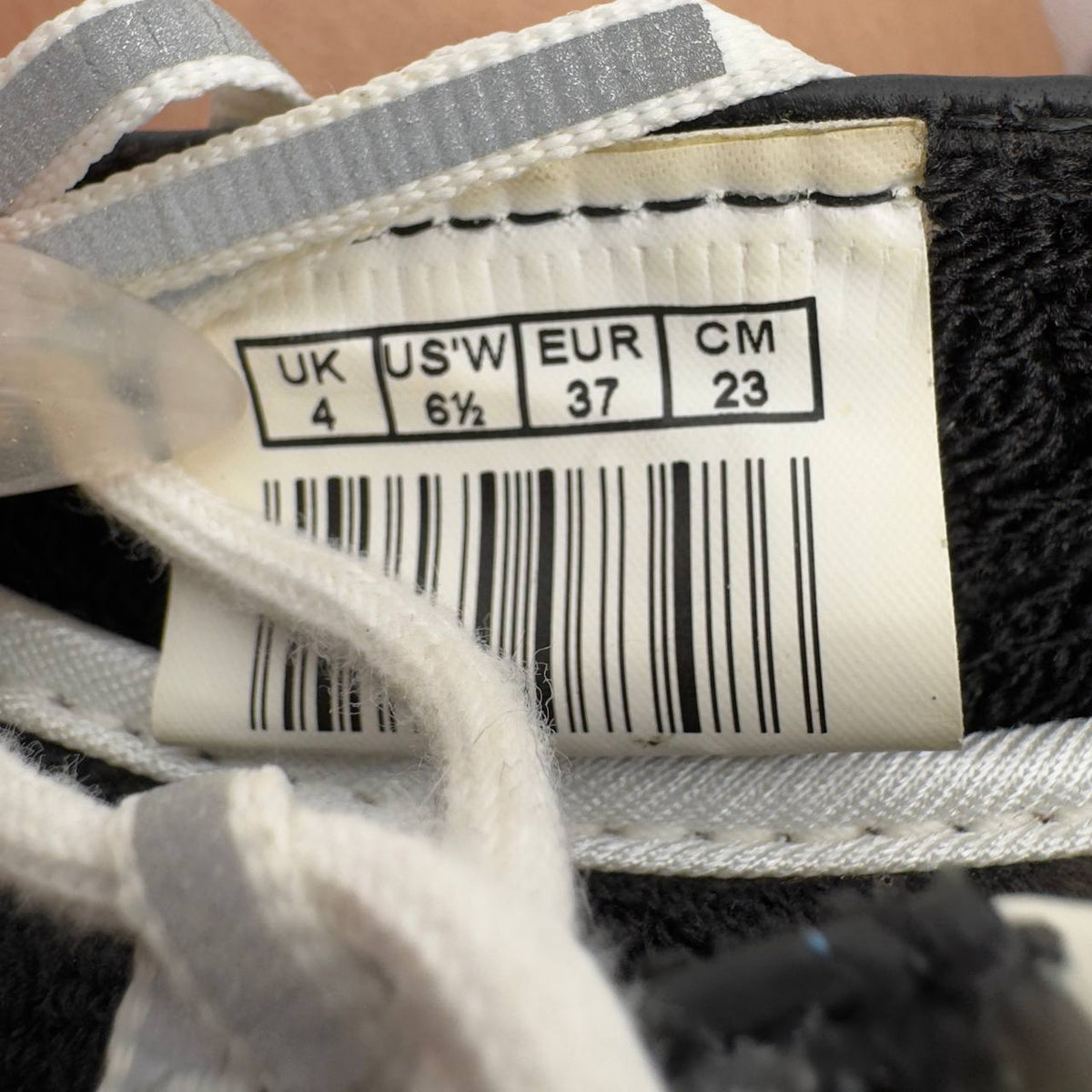 Puma Vintage Lace Up Ballet Flats — 37/37.5