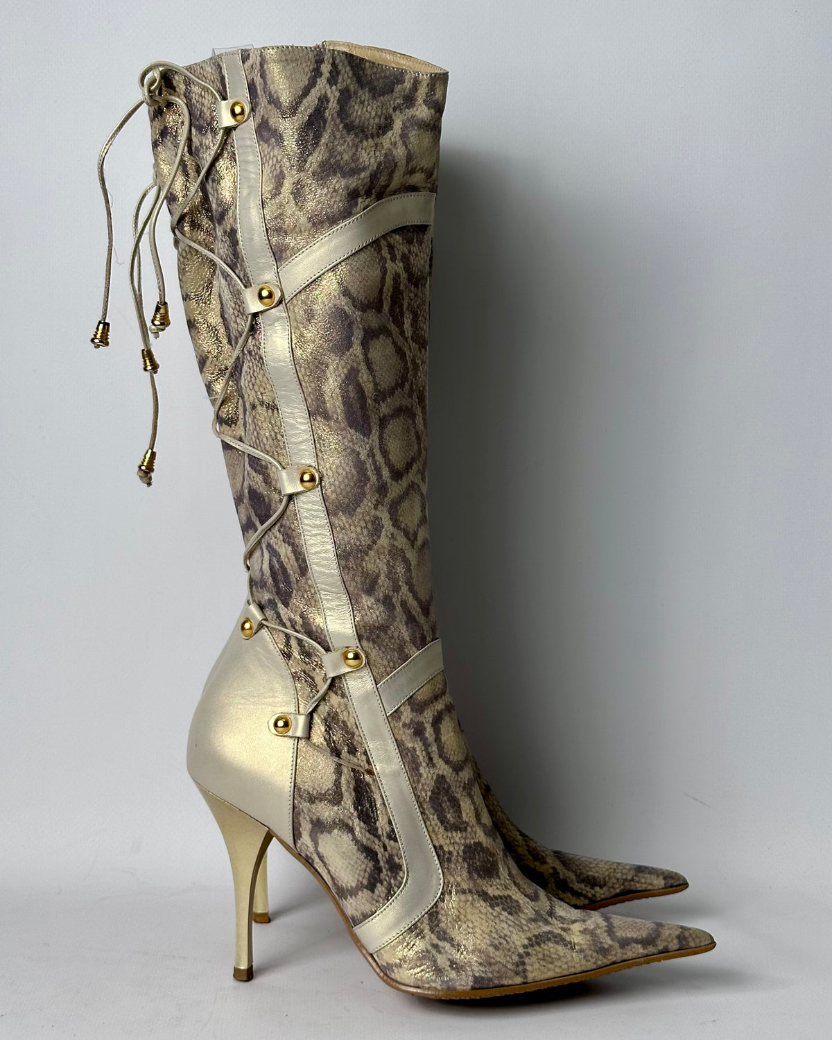 Vintage Lace Up Boots — 38