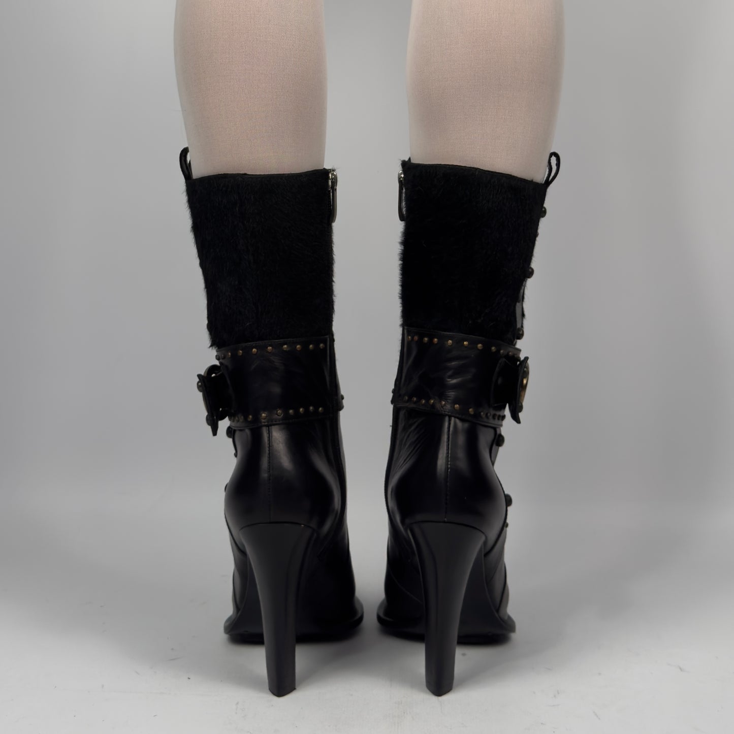 Vintage Leather Boots — 40