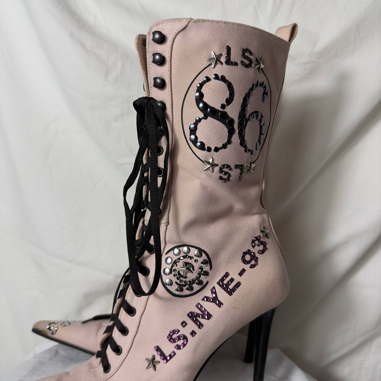 Le Silla Vintage Lace Up Sporty Heels