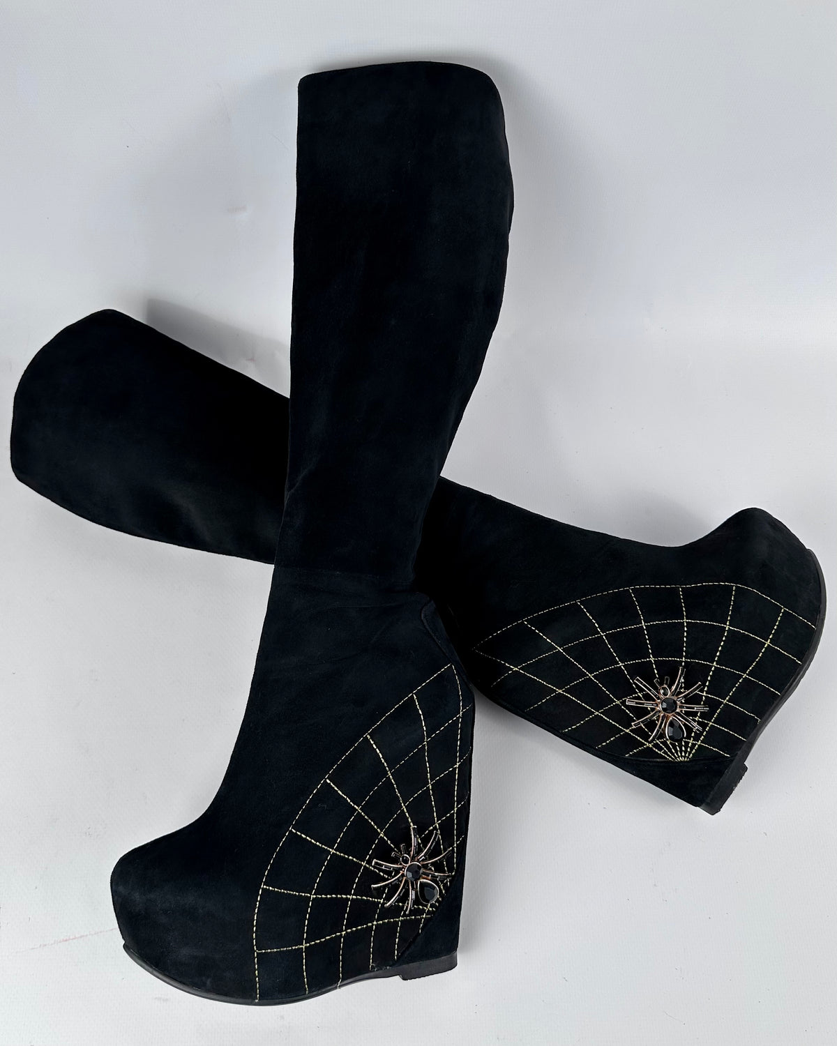 Vintage Spiderweb Wedge Boots — 35 & 37
