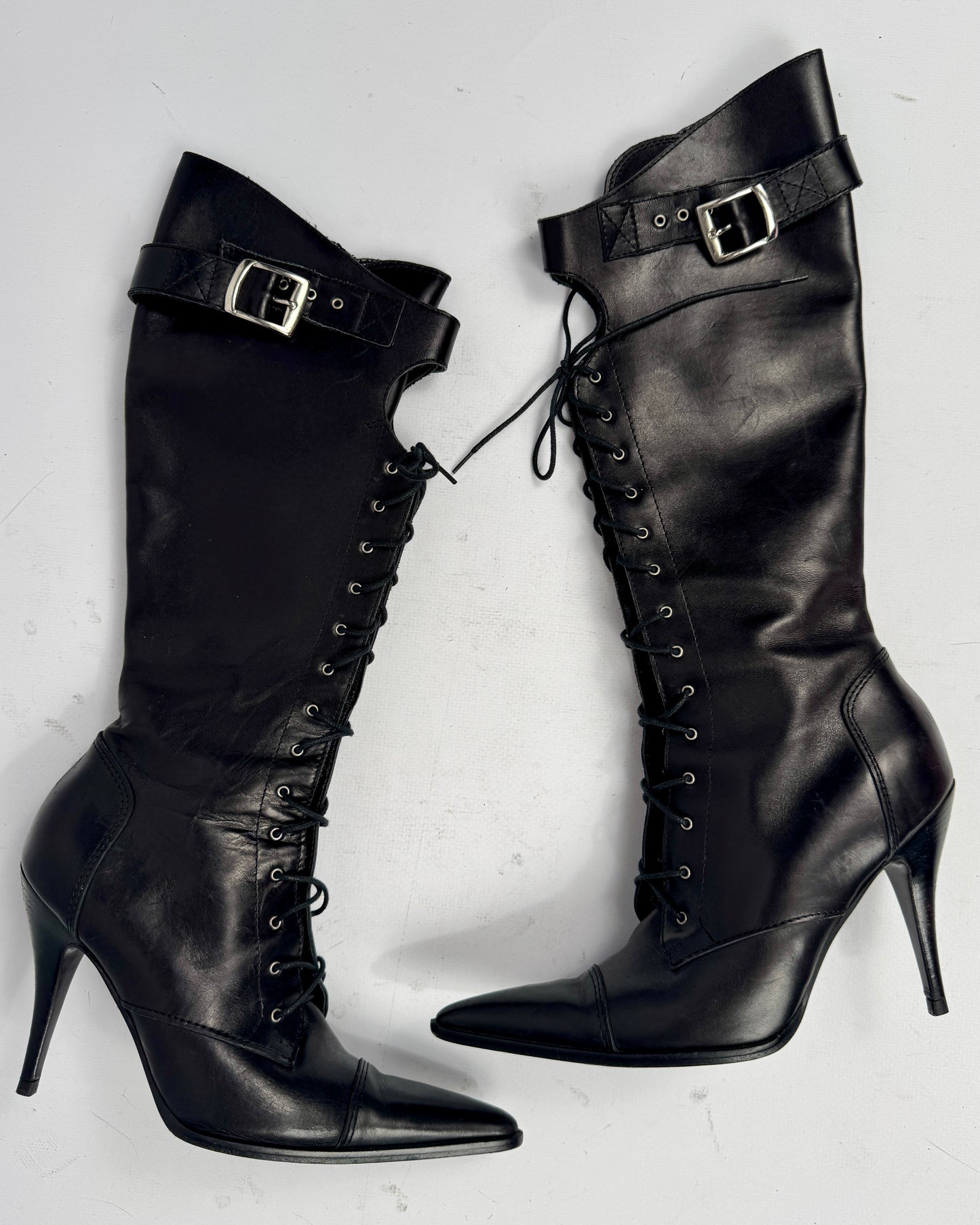 Dolce & Gabbana Vintage Leather Lace Up Boots — 39