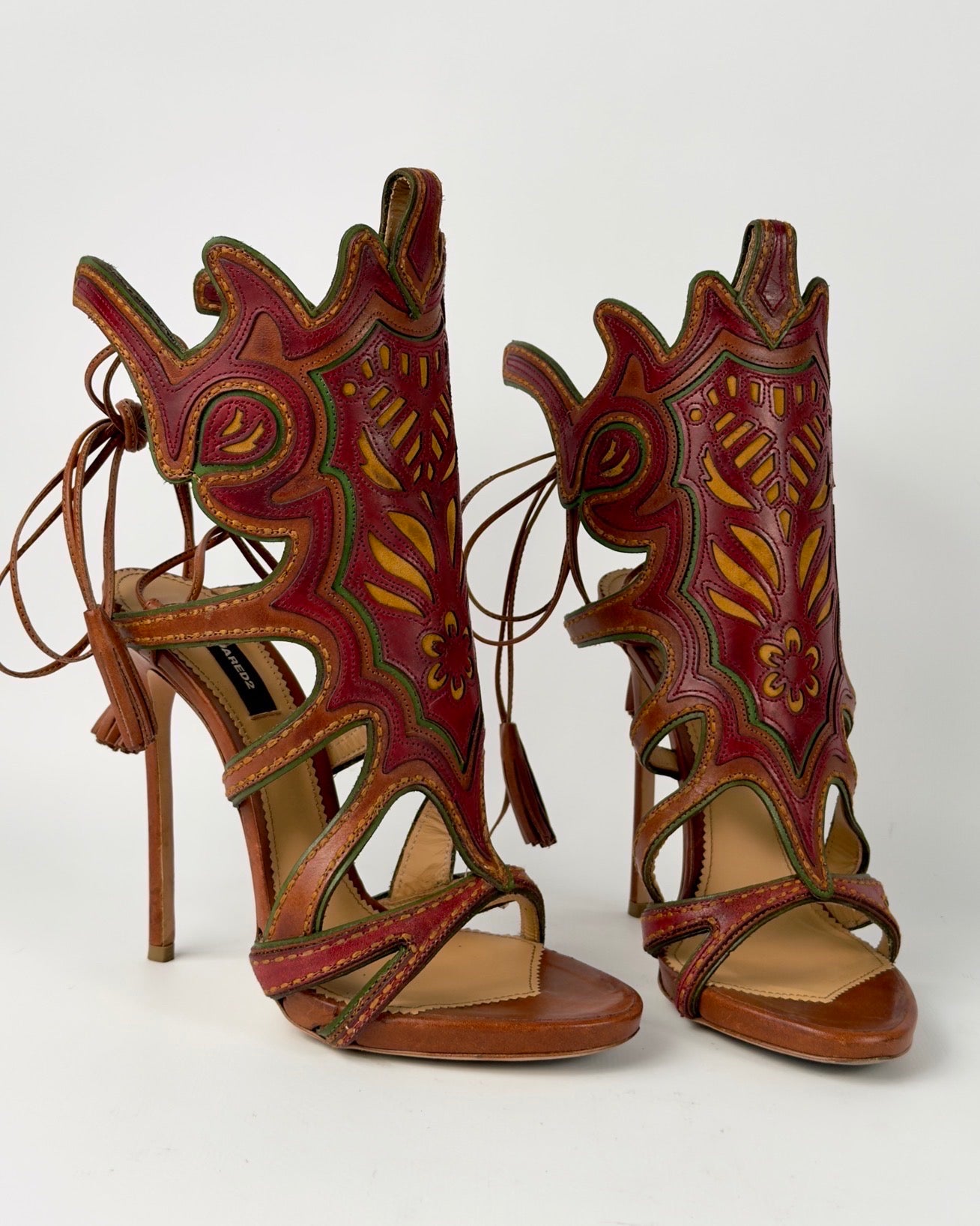Dsquared FW18 Rodeo Western Heels — 39