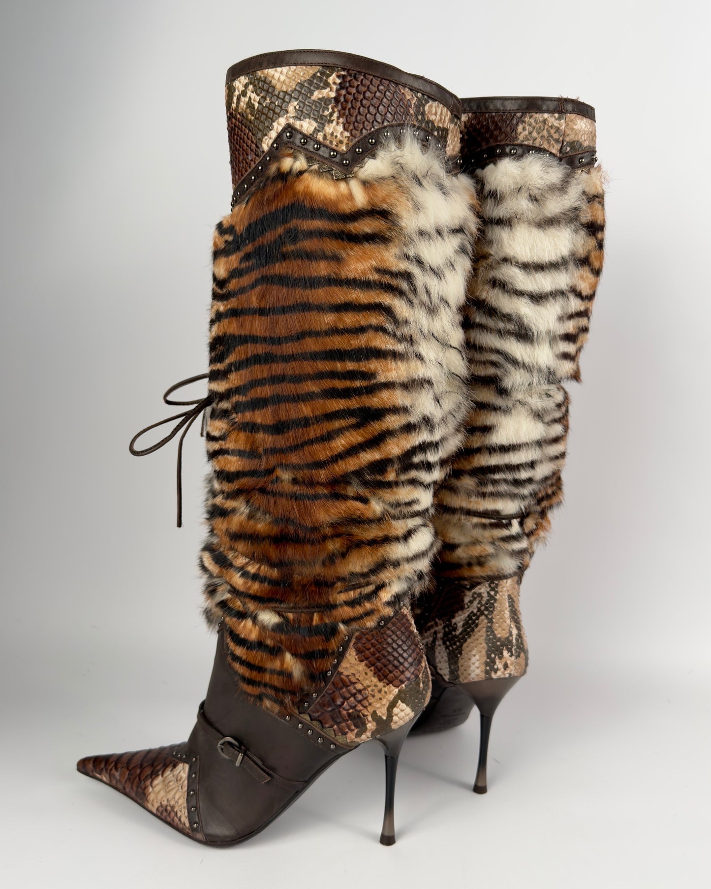 El Dante’s Couture Vintage Fur Boots — 39