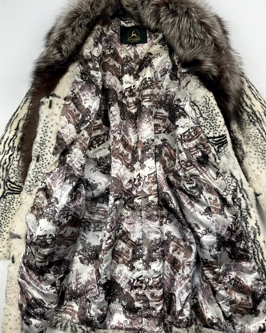 Vintage Fur Coat with Fox Collar — M/L