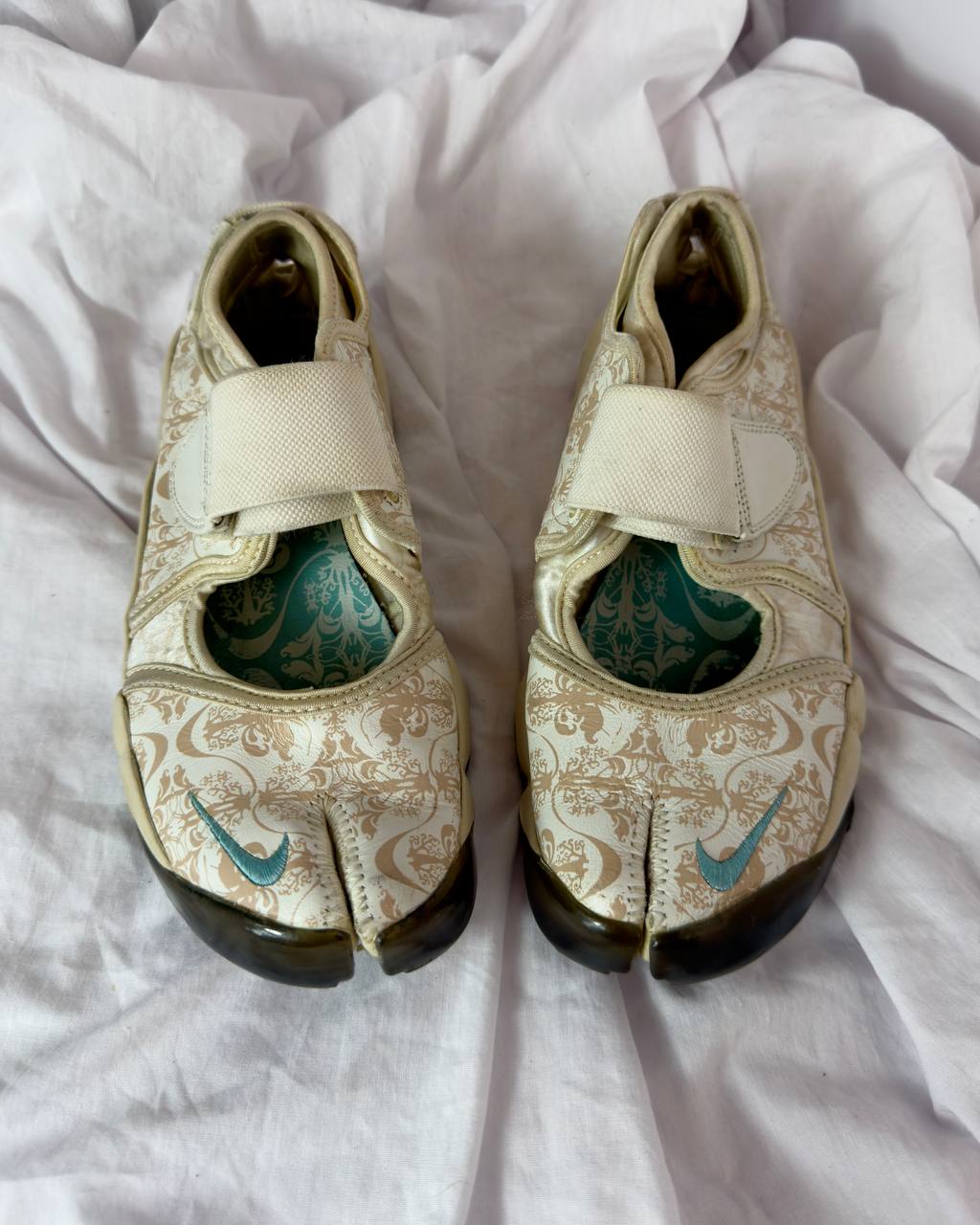 Nike Tabi Rift Vintage Ballet Flats — 36/36.5