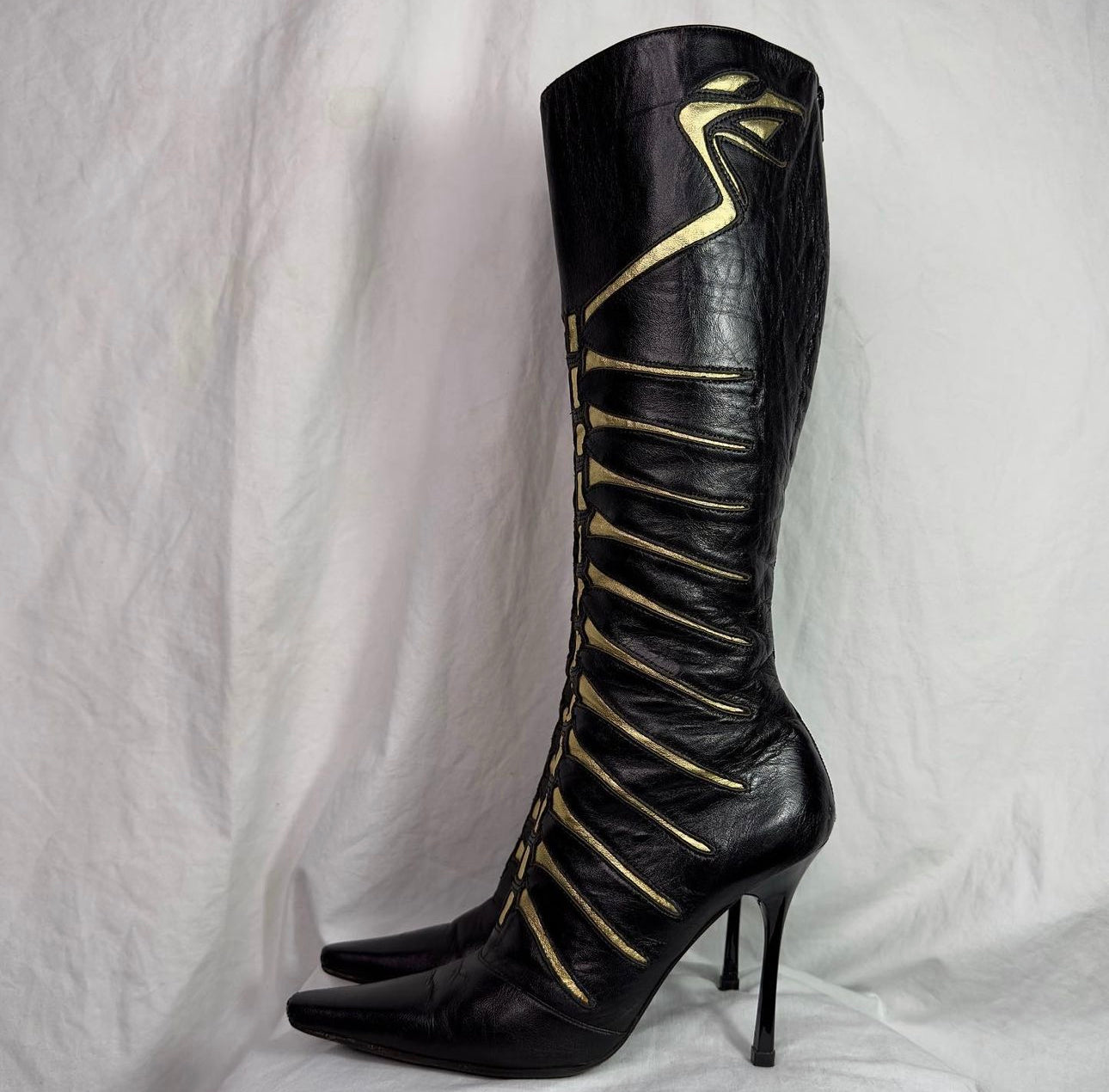 Roberto Cavalli fall/winter 2000 Spine Boots