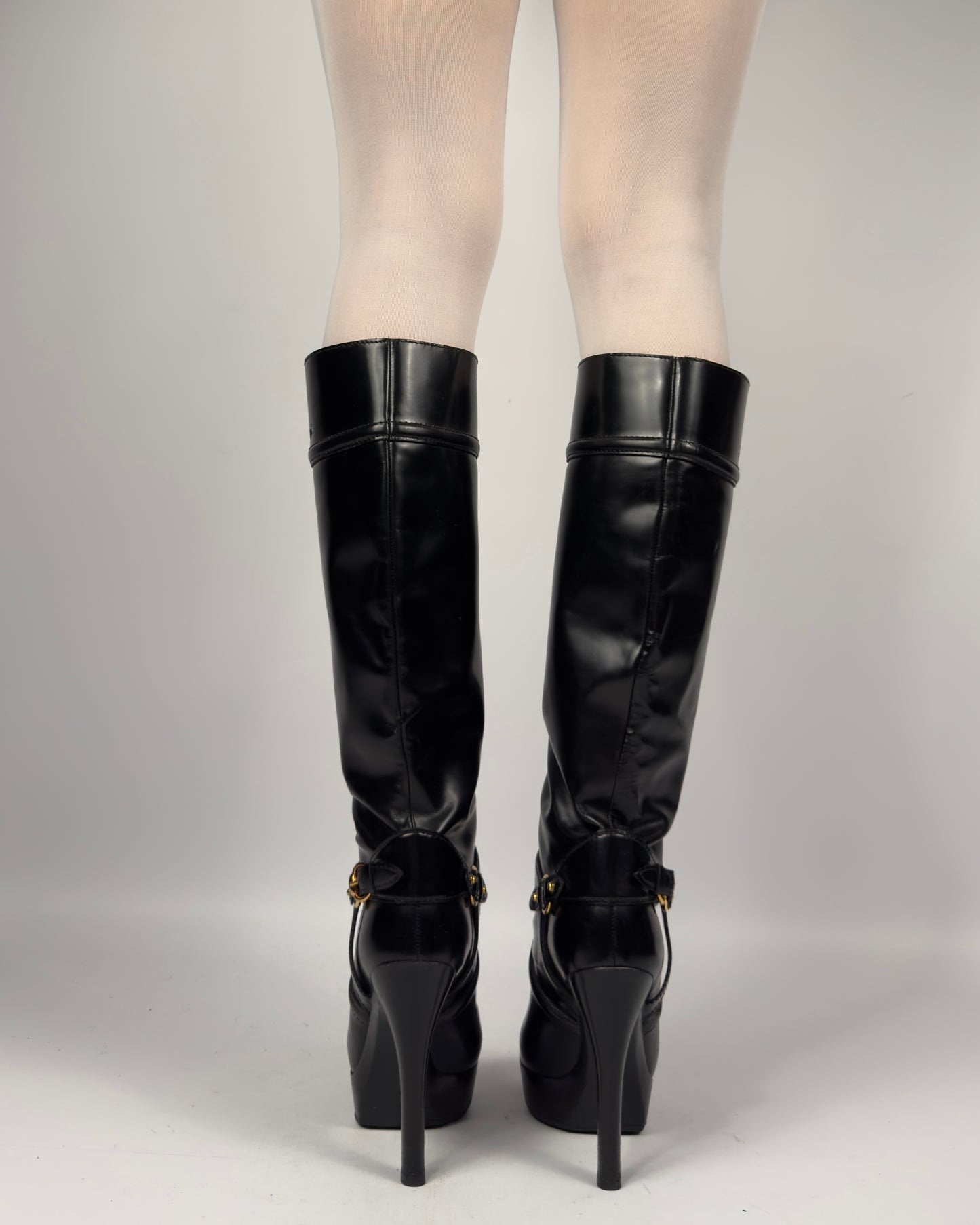 Gucci Leather Tube Boots — 37/37.5