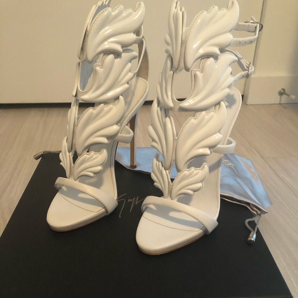 Giuseppe Zanotti White Cruel Summer Heels — 37 NWB