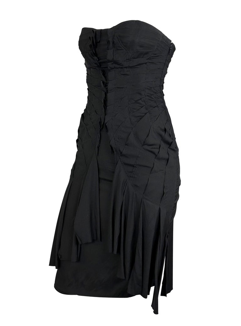 Gucci by Tom Ford S/S 2004 Fan Pleated Silk Black Runway Dress