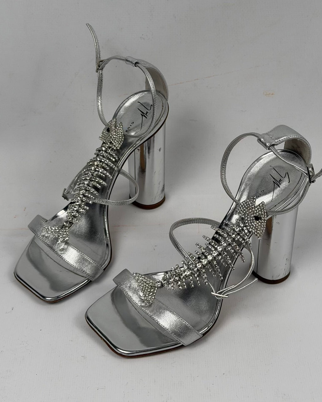 Giuseppe Zanotti Fishbone Heels SATC — 39
