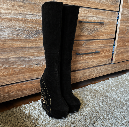 Designer & Vintage Heel Boots – darina`s garms