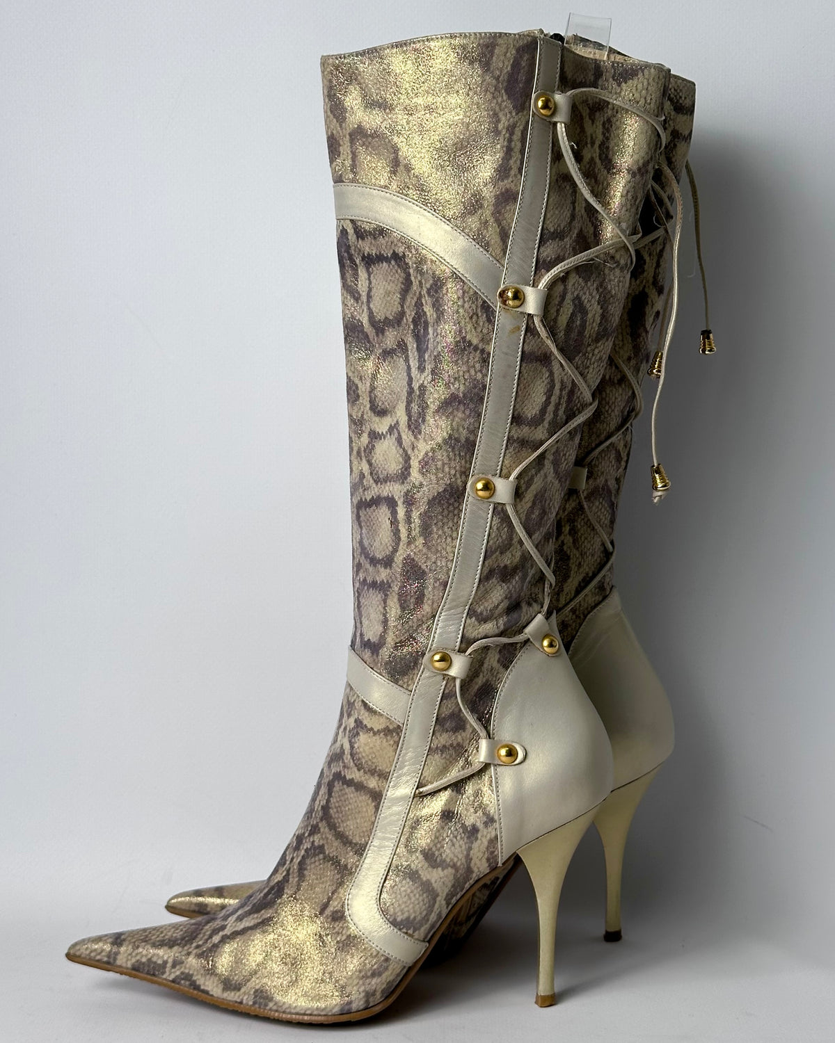 Vintage Lace Up Boots — 38