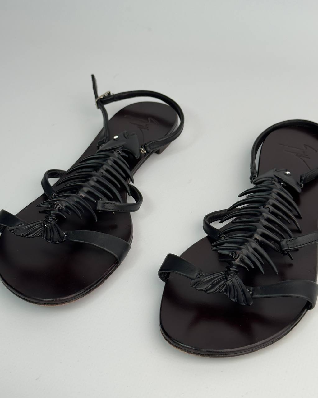 Giuseppe Zanotti Italian Iconic Fishbone Flat Sandals — 37.5/38