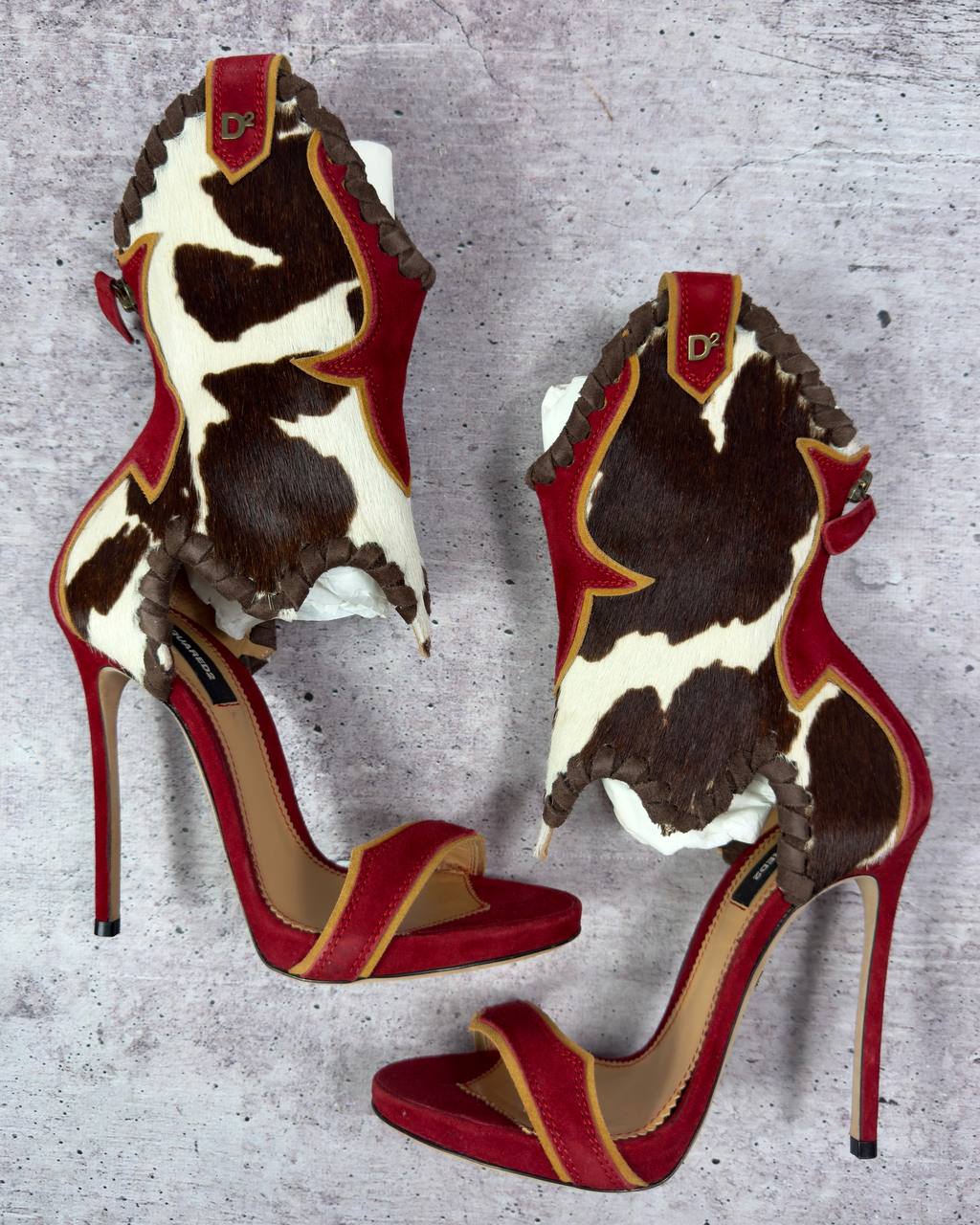 Dsquared2 F/W18 RARE Rodeo Girl Pony Muccato - new with box