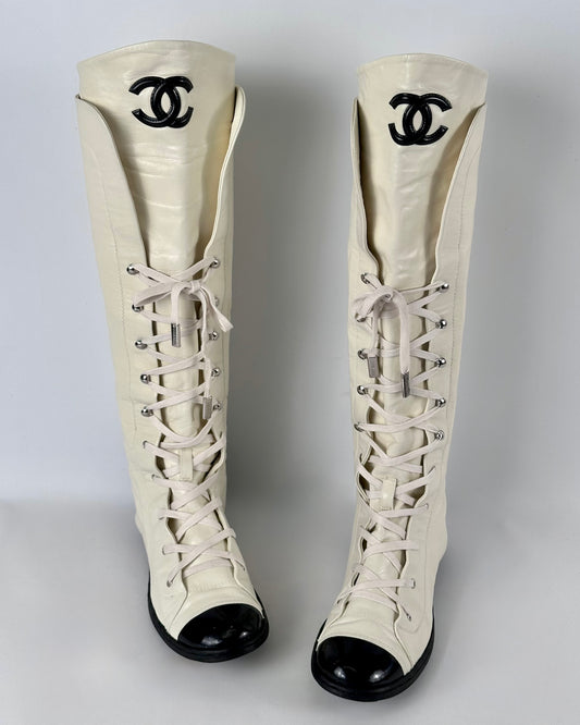 Chanel Vintage Leather Boots — 38