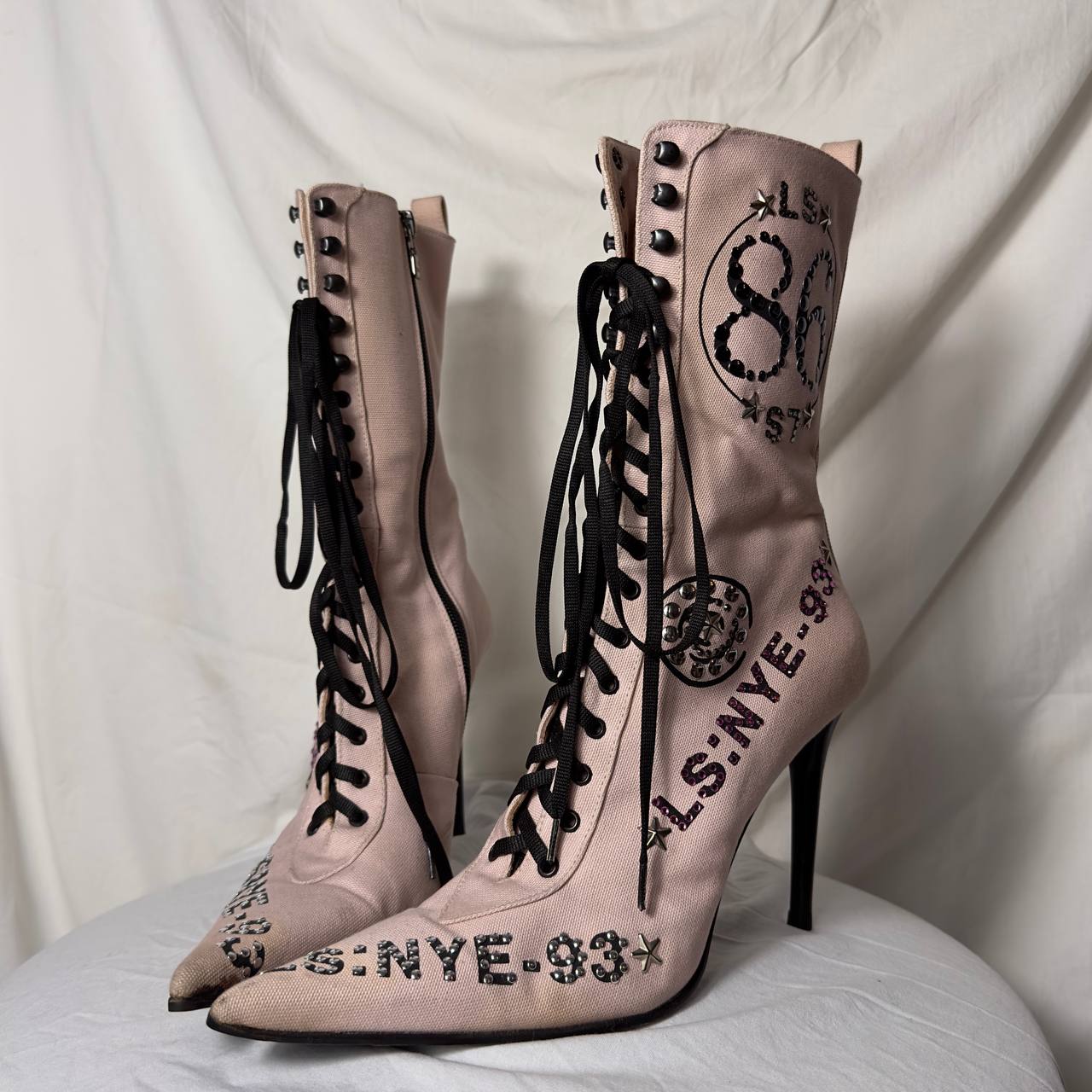 Le Silla Vintage Lace Up Sporty Heels