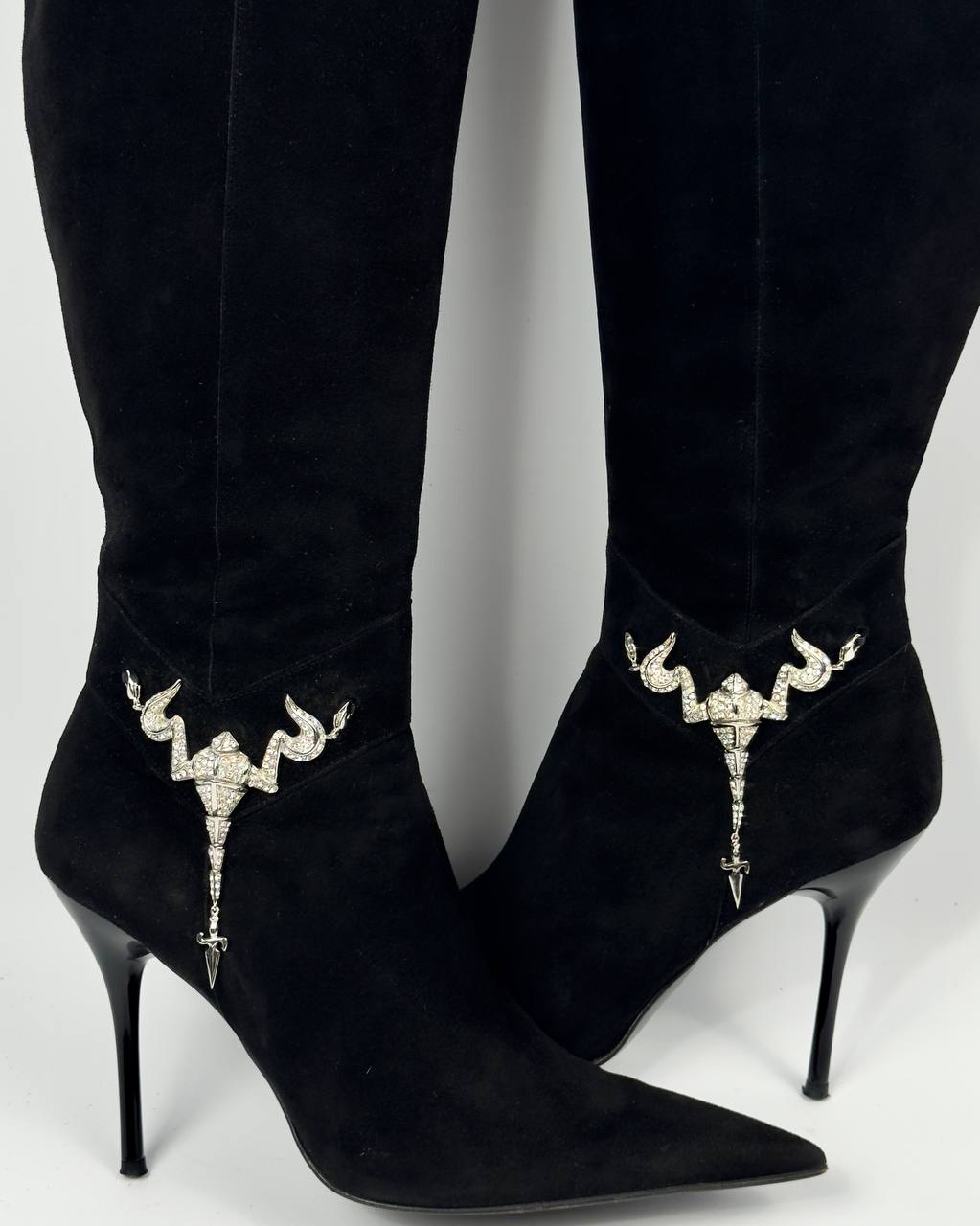 Cesare Paciotti Vintage Italian Scorpion Suede Boots — 39.5/40