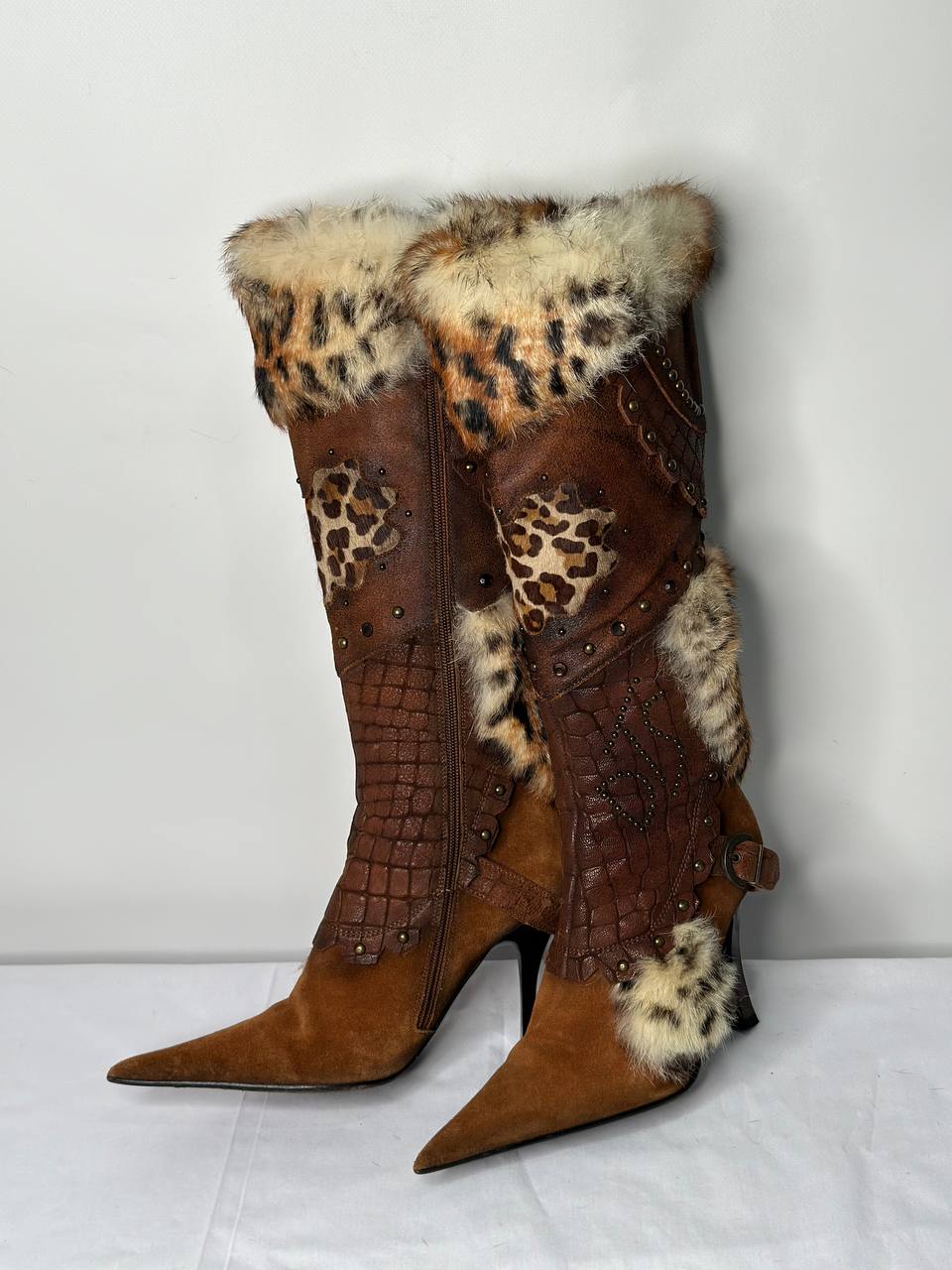 El Dantes Couture Vintage Fur Heel Boots — 37
