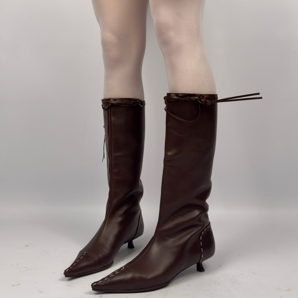 Fendi Brown Leather Kitten Heel Tube Boots — 37.5