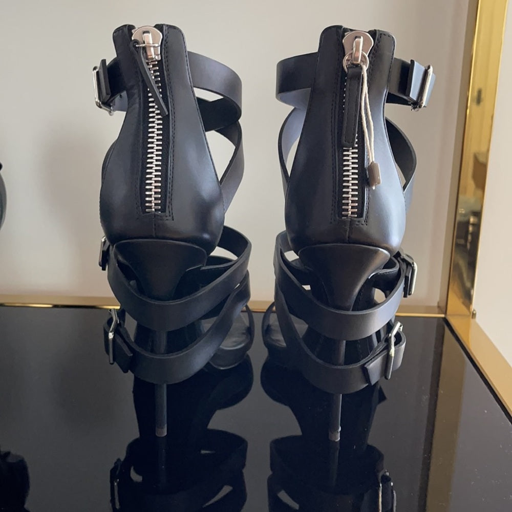 Giuseppe Zanotti Buckle Heels — 38