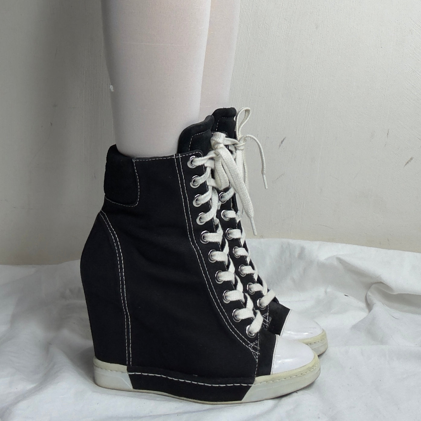 Dolce Gabbana Vintage Wedge Sneakers 38.5