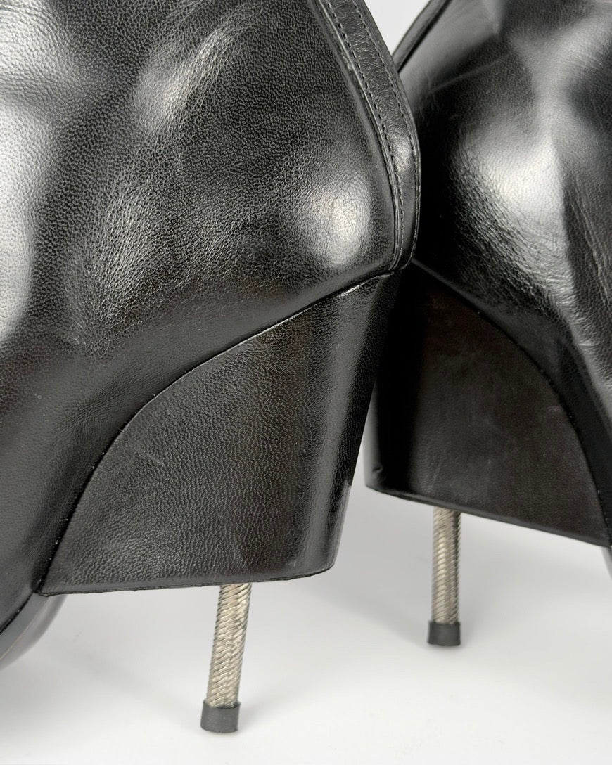 Givenchy S/S 2015 Narlia Runway Leather Boots — 37/37.5