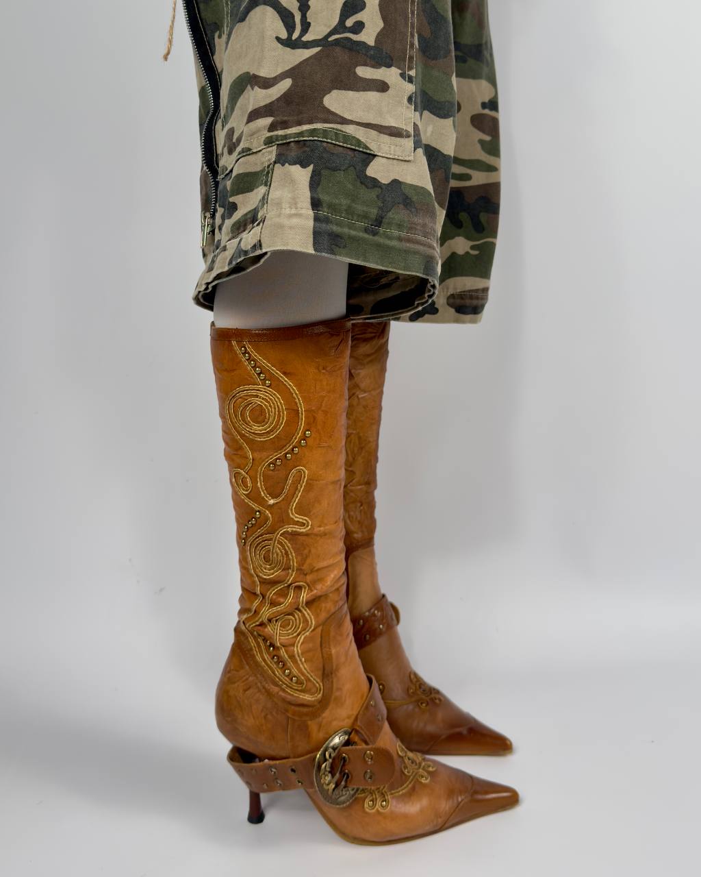 Vintage Italian Leather Buckle Boots — 36/36.5