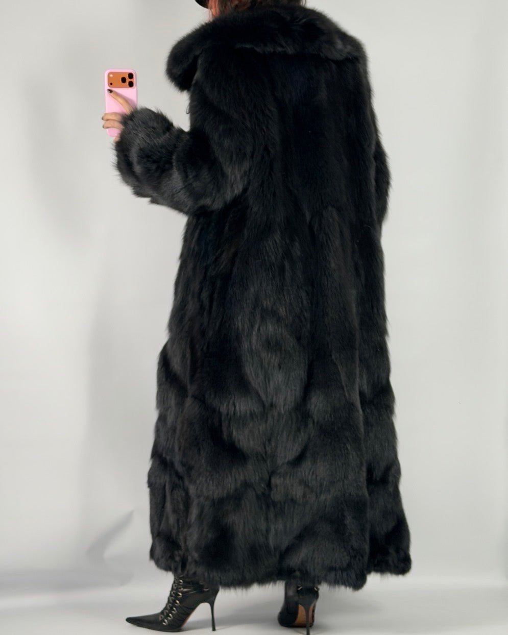 Vintage Fox Fur Lightweight Fluffy Coat — S/XL