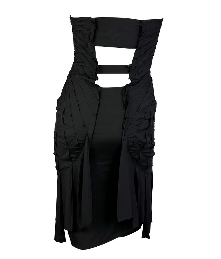 Gucci by Tom Ford S/S 2004 Fan Pleated Silk Black Runway Dress