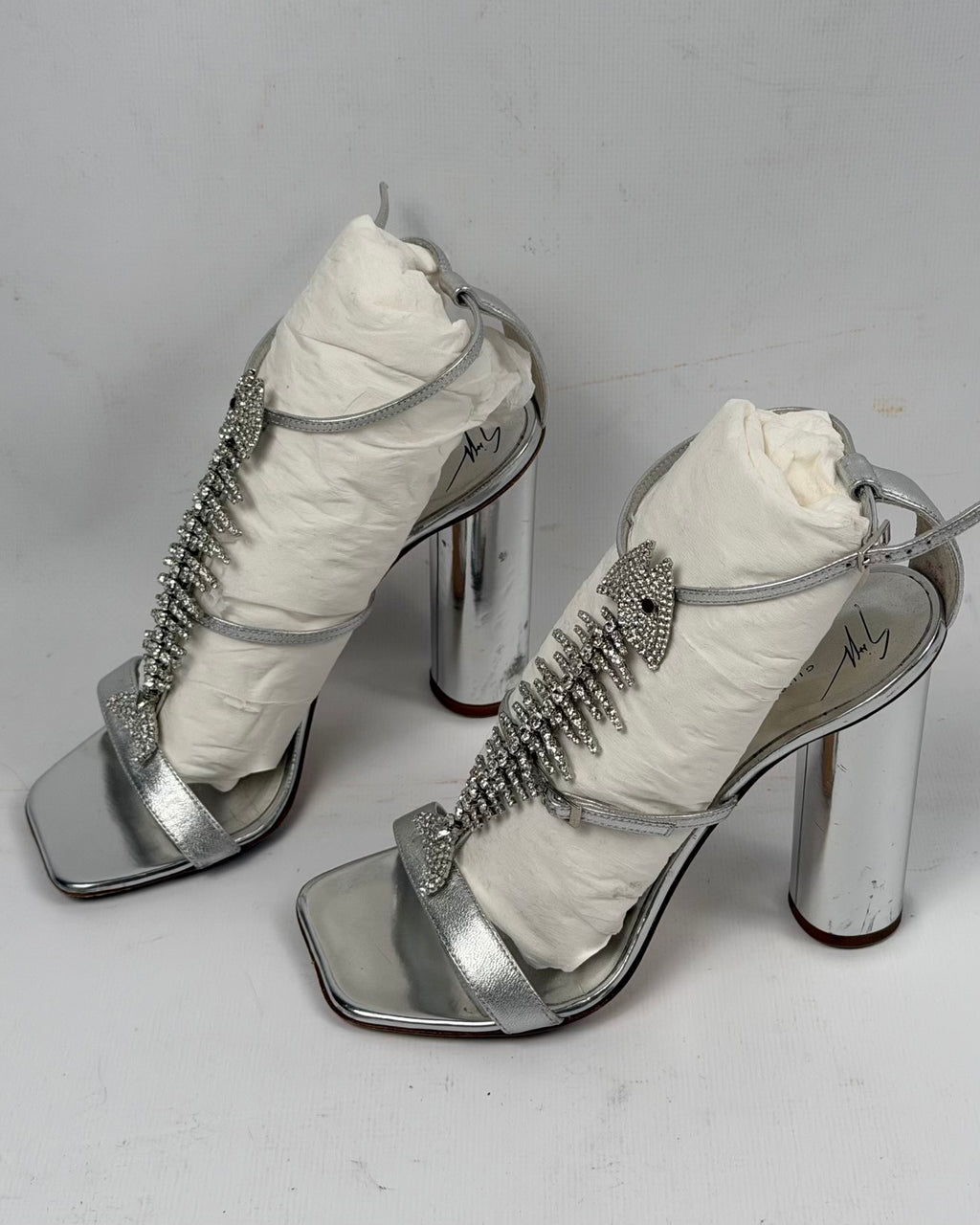 Giuseppe Zanotti Fishbone Heels SATC — 39